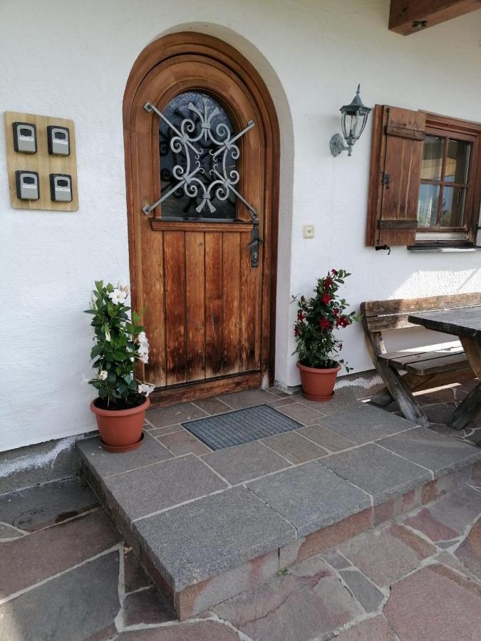 Haus Obweg - Postalm Aparthotel Hallein Exterior photo